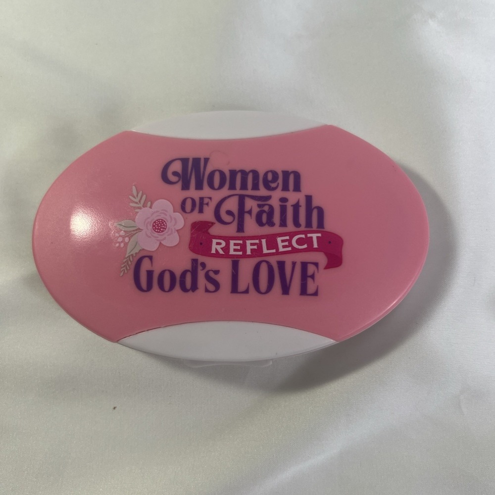 5‎ Piece Manicure Pedicure Nail Care Set Pink Religious Theme New Without Box